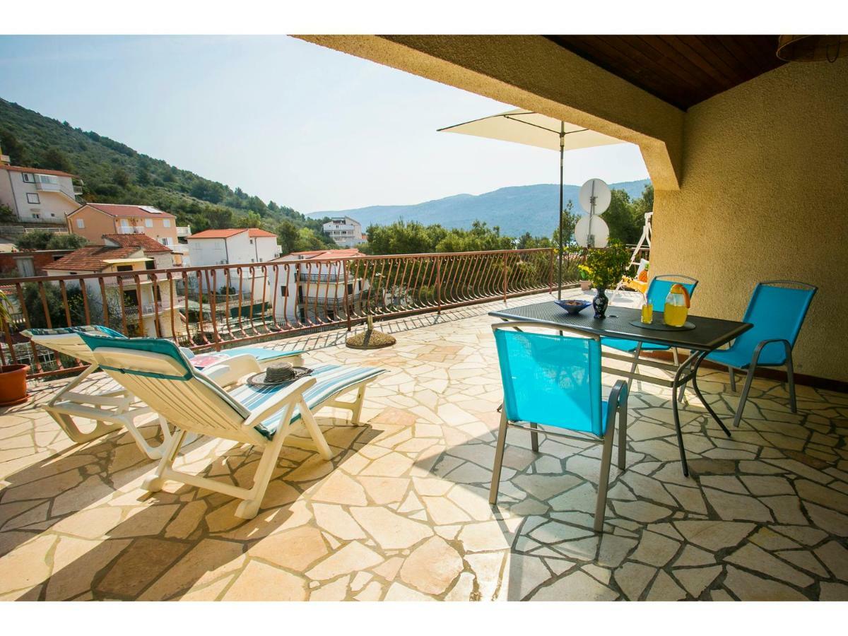 Apartment Goga'S Retreat In Marina Exterior photo