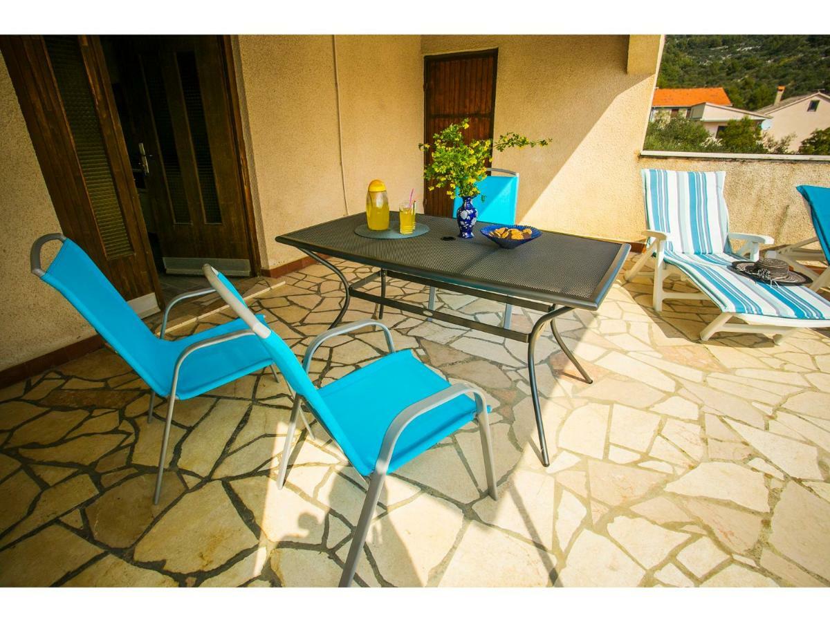 Apartment Goga'S Retreat In Marina Exterior photo