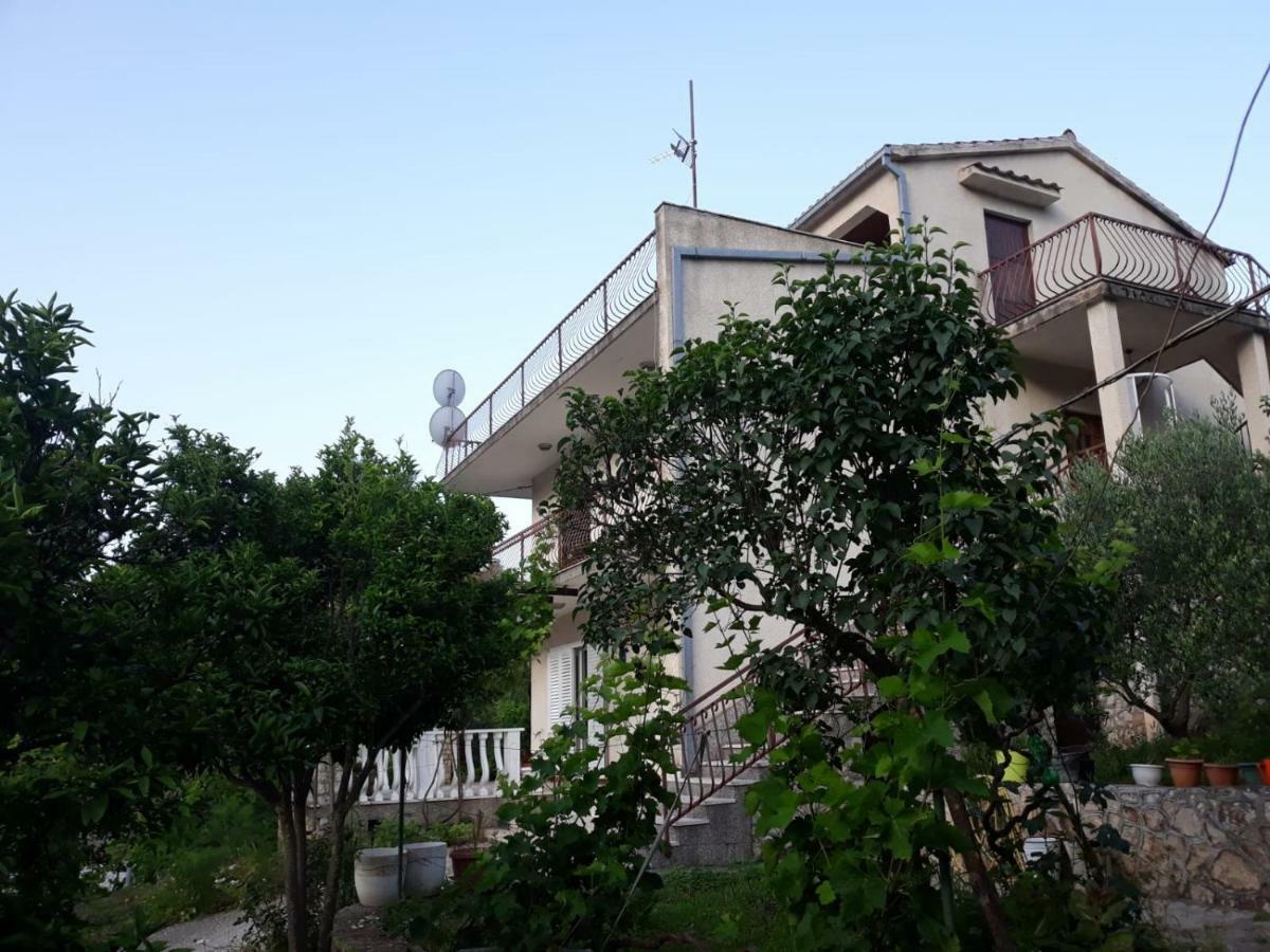 Apartment Goga'S Retreat In Marina Exterior photo